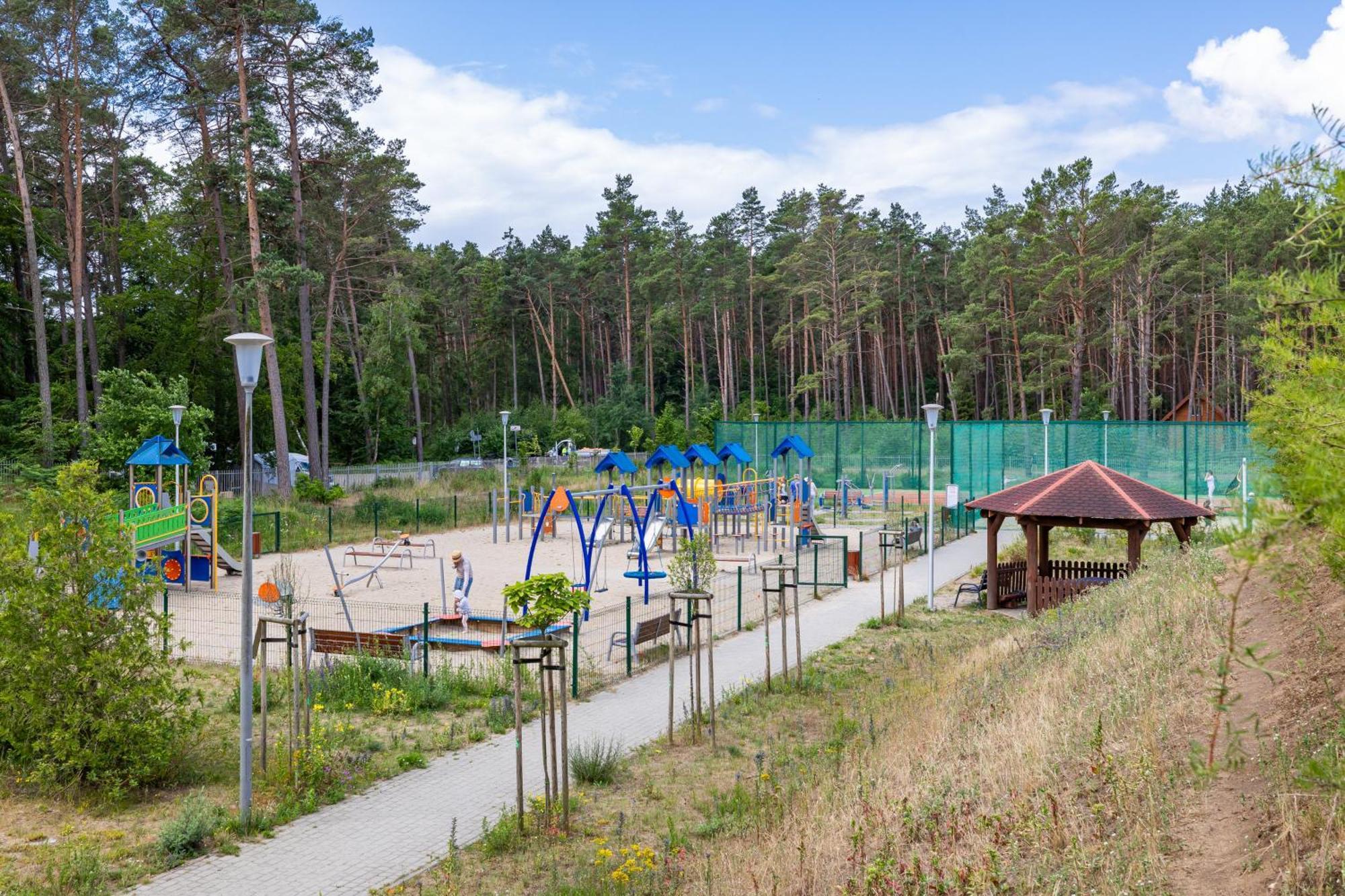 Aquamarina Apartment With Terrace - Close To The Beach - By Renters Międzyzdroje Zewnętrze zdjęcie